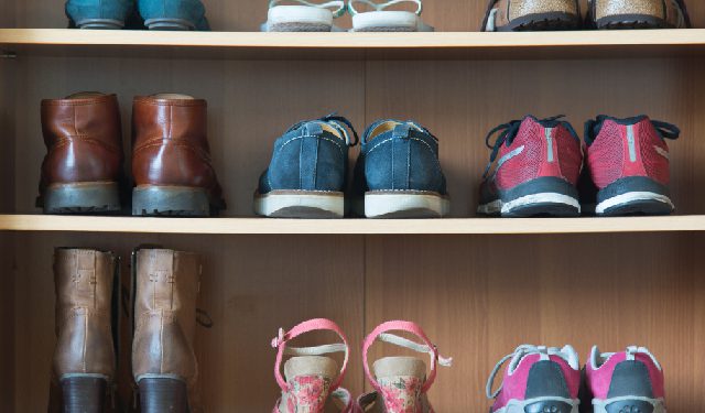 Você tem o hábito de tirar os sapatos ao chegar em casa?
