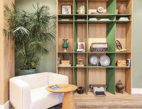 Aposte na tendência dos revestimentos vinílicos multicoloridos